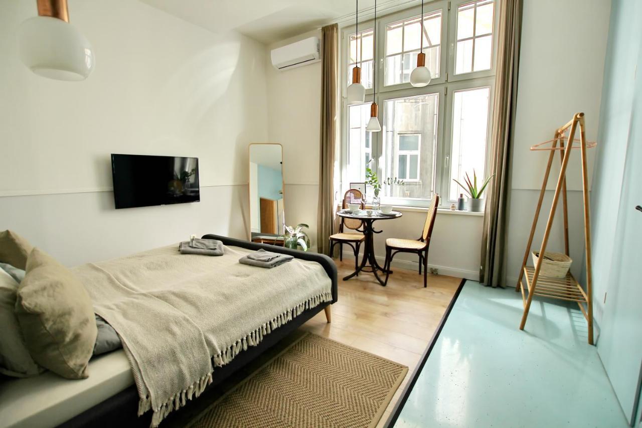 Gellerico Apartments Deak Square Budapesta Exterior foto